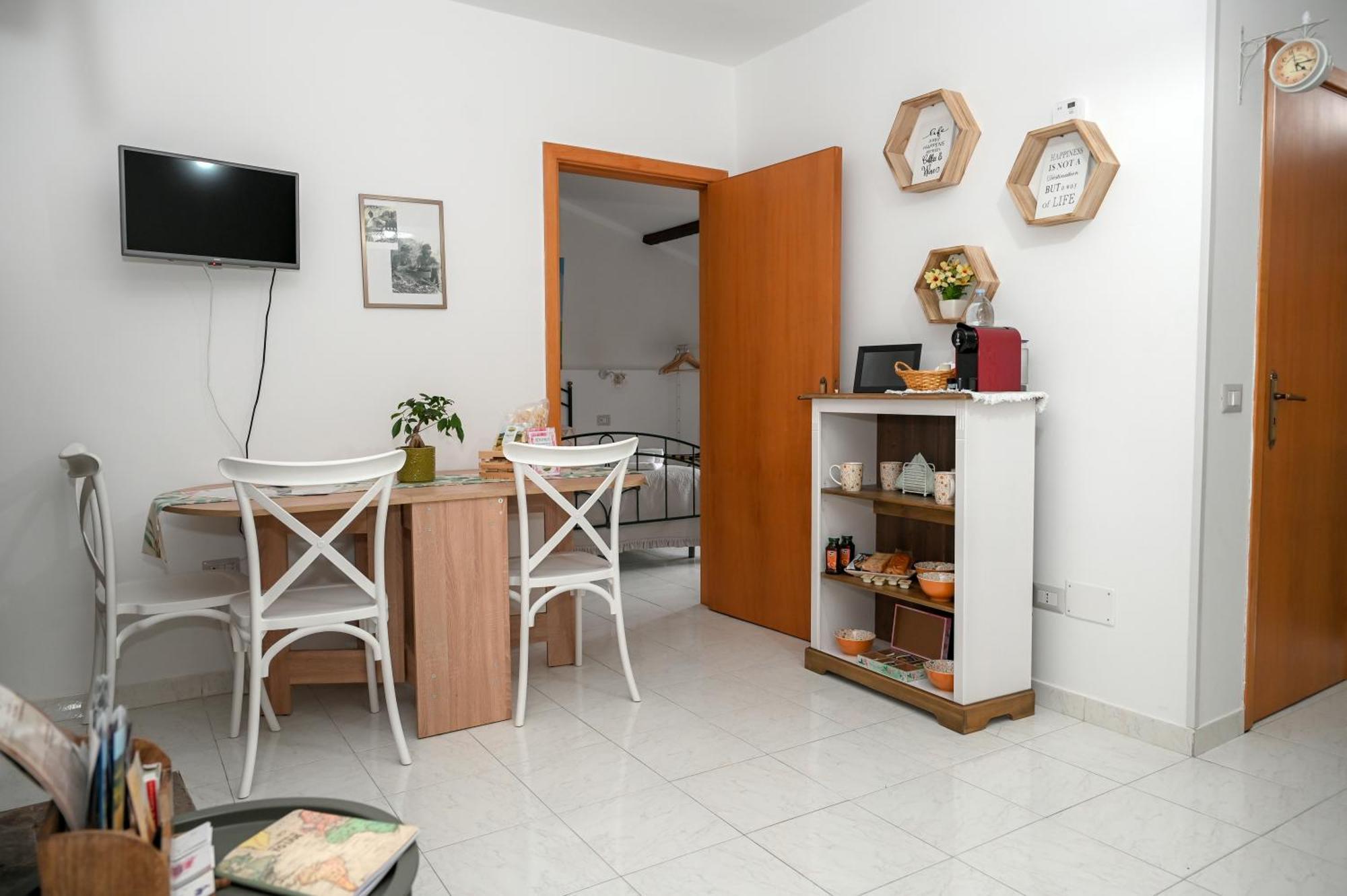 Karlin'S House Anzi - Albergo Diffuso Exterior foto